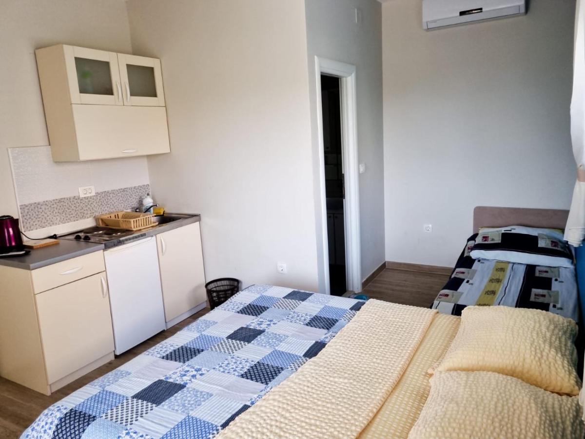 Apartmani Anitas غراداك المظهر الخارجي الصورة