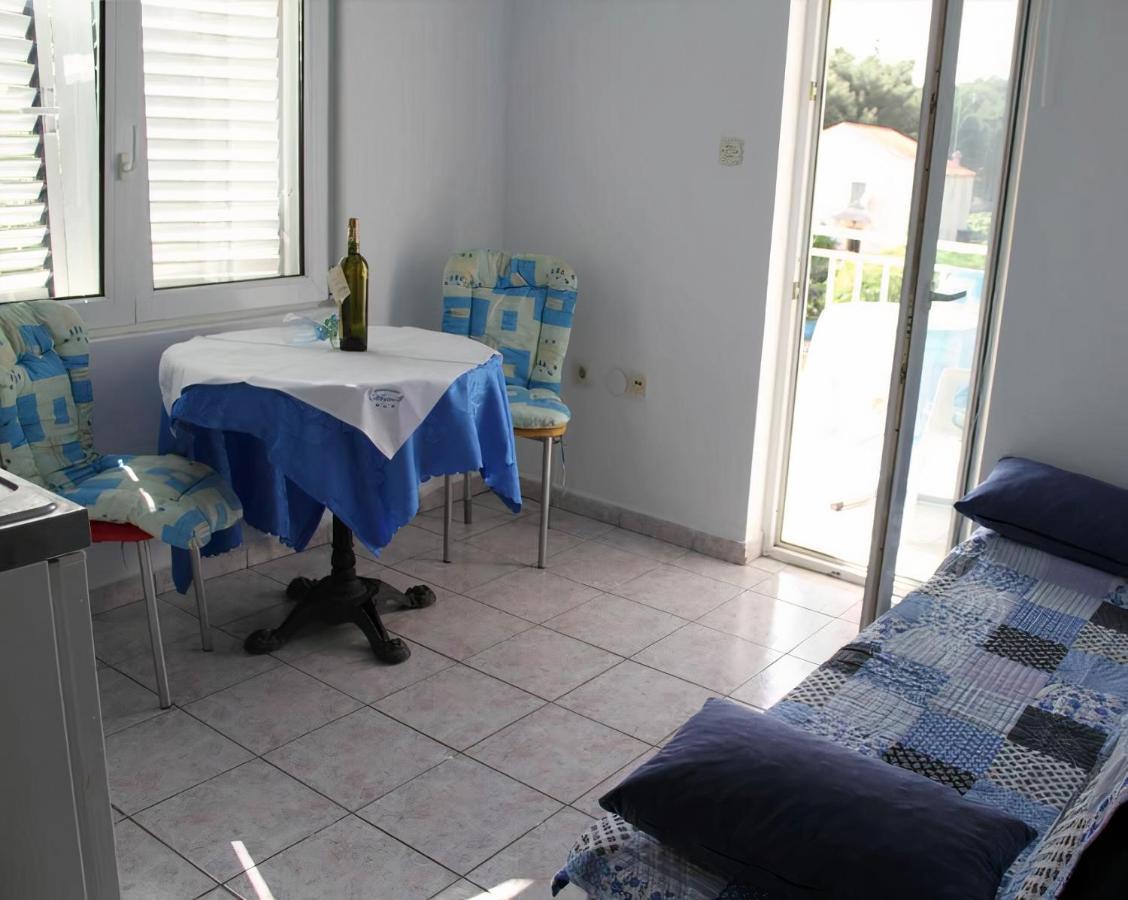 Apartmani Anitas غراداك المظهر الخارجي الصورة